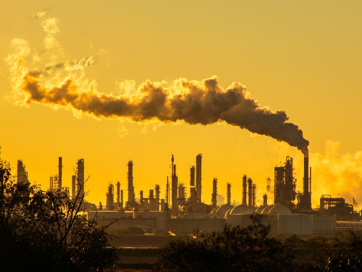 découvrez comment la production d'énergie photovoltaïque (pv) contribue à la lutte contre le changement climatique en réduisant les émissions de gaz à effet de serre, tout en promouvant une transition vers des sources d'énergie renouvelables durables.