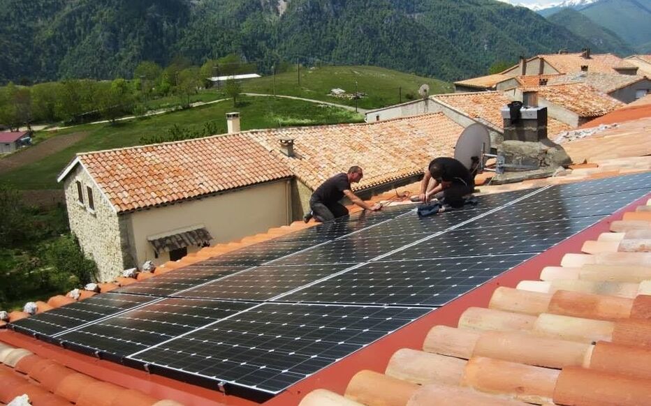 découvrez tout ce qu'il faut savoir sur la réglementation photovoltaïque en france : normes, obligations légales et aides disponibles pour les installations solaires. restez informé et optimisez votre projet d'énergie renouvelable.