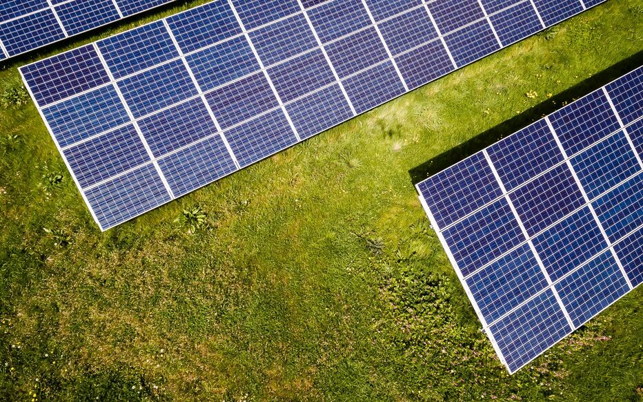 découvrez comment les panneaux solaires rentables peuvent réduire vos factures d'énergie tout en respectant l'environnement. investissez dans des solutions écologiques et économisez sur le long terme grâce à nos conseils et guides sur l'énergie solaire.