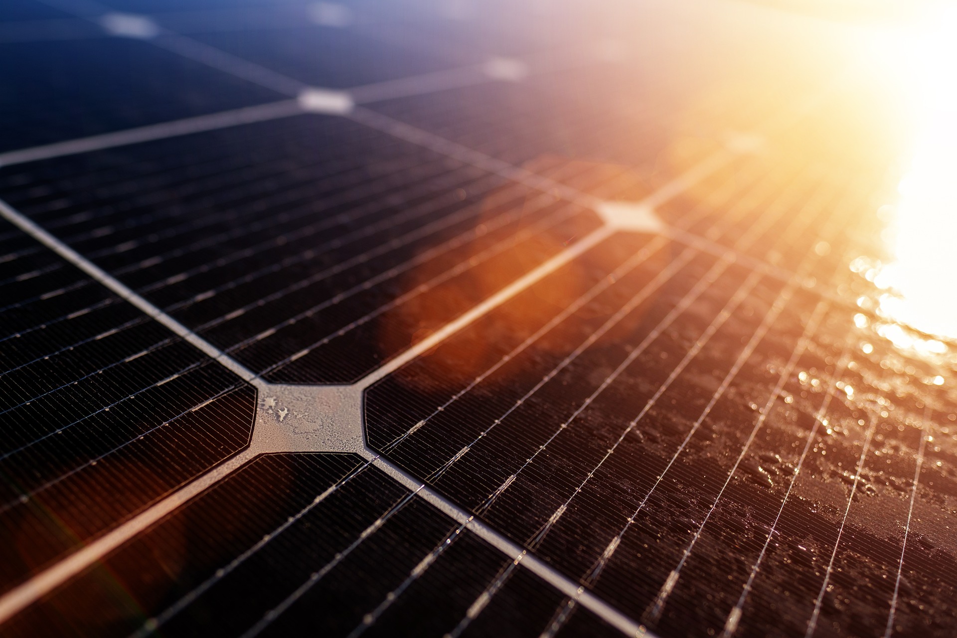 découvrez notre guide complet sur l'autoconsommation photovoltaïque. apprenez comment produire votre propre électricité, réduire vos factures d'énergie et contribuer à la durabilité environnementale grâce aux panneaux solaires. informez-vous sur les étapes d'installation, les avantages et les aides financières disponibles.