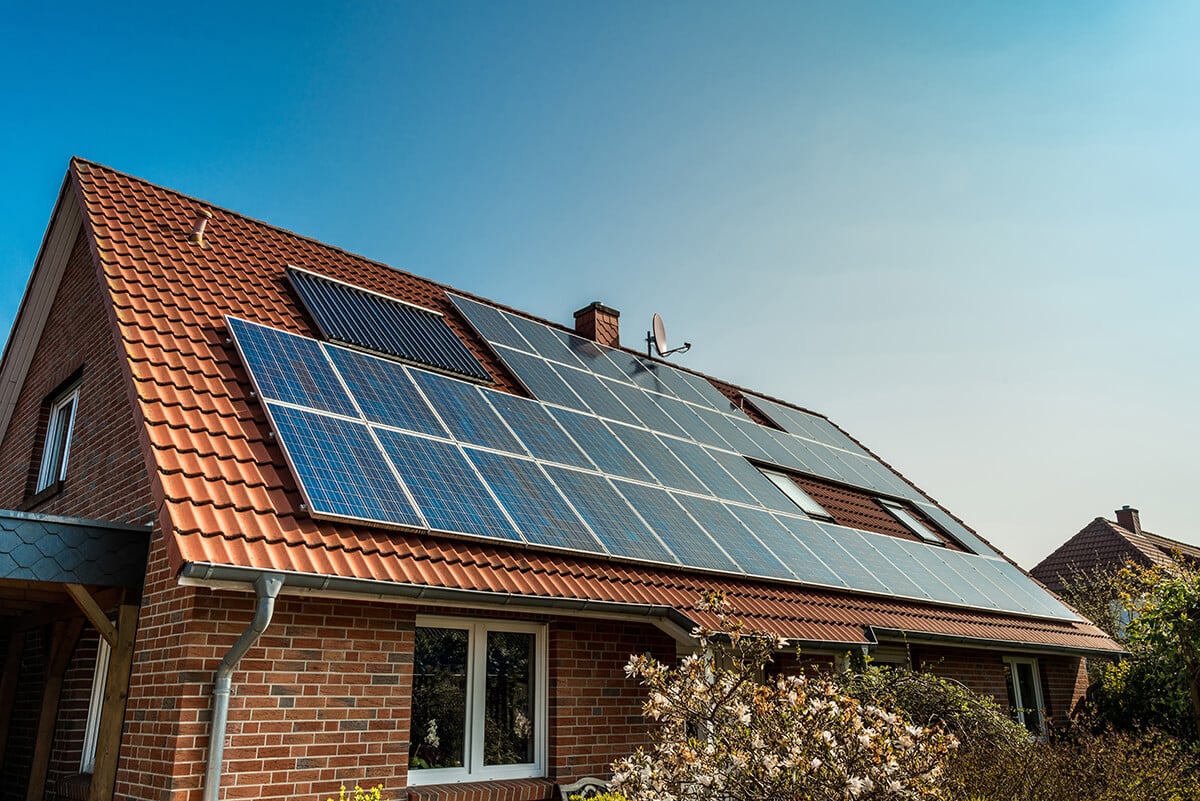 découvrez comment les guides photovoltaïques contribuent à des économies d'énergie significatives. cette analyse approfondie met en lumière l'impact des installations solaires sur la réduction des coûts énergétiques et l'optimisation de la consommation d'électricité. apprenez les meilleures pratiques pour maximiser votre rendement énergétique tout en participant à la transition écologique.