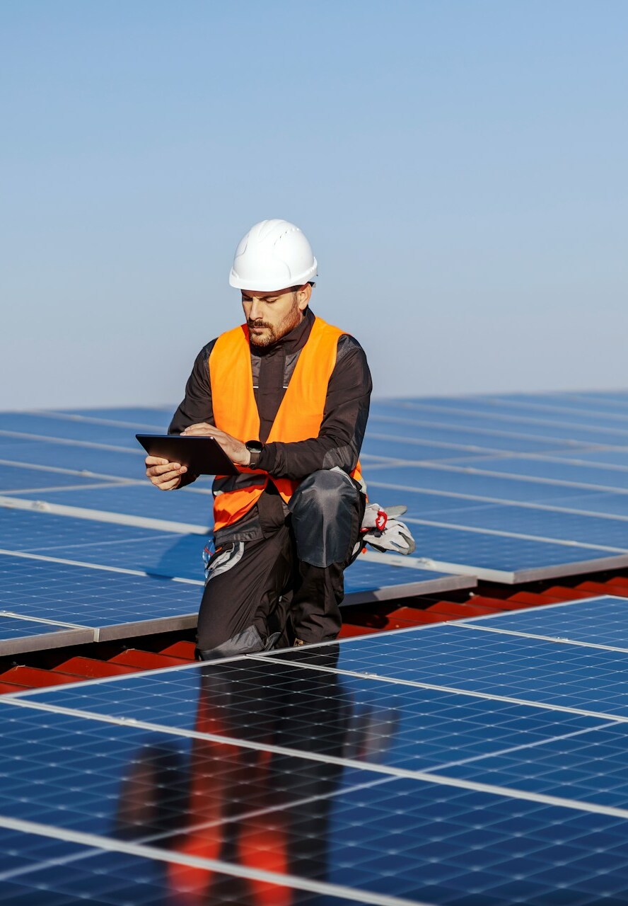 découvrez notre guide complet sur les plateformes de panneaux solaires. optimisez l'installation de vos systèmes solaires grâce à des conseils pratiques, des comparatifs de produits et des solutions adaptées à vos besoins énergétiques. transformez votre consommation d'énergie avec des plateformes fiables et efficaces.