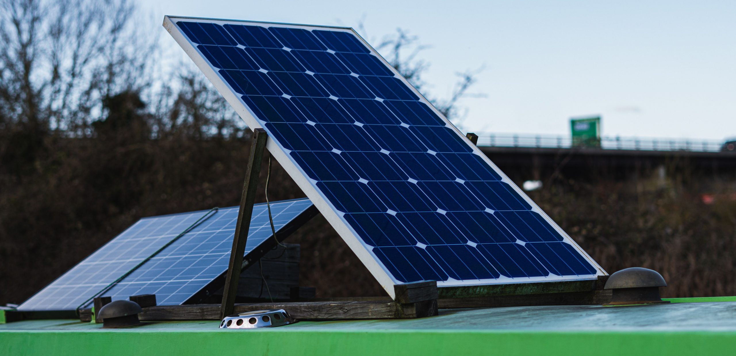 choisir-panneau-solaire-10-scaled Comment choisir le panneau solaire idéal pour vos besoins