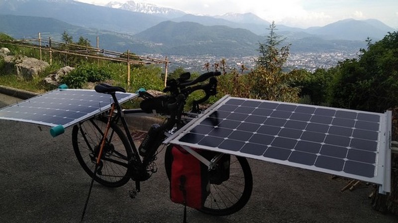 choix-photovoltaique-bivouac-1 Guide complet pour choisir la valeur des installations photovoltaïques en bivouac