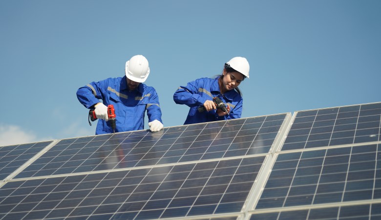 découvrez comment installer des panneaux solaires facilement et efficacement. suivez notre guide étape par étape pour profiter d'une énergie renouvelable, réduire vos factures d'électricité, et contribuer à un avenir durable.