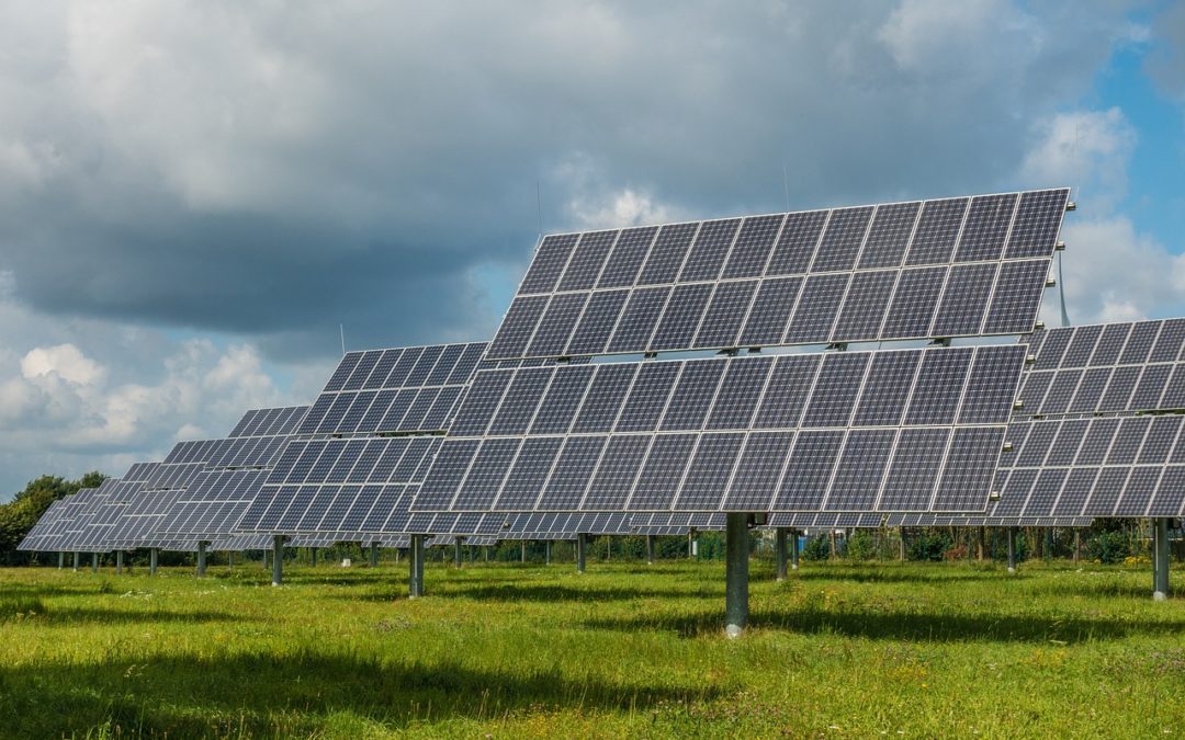 découvrez notre guide photovoltaïque complet qui vous aidera à comprendre l'énergie solaire, à choisir les meilleures options pour votre installation, et à maximiser vos économies d'énergie. éclairez vos choix et investissez dans un avenir durable avec nos conseils pratiques et astuces d'experts.