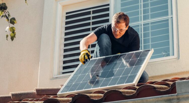 eco-pret-panneaux-photovoltaiques-1 Comment obtenir un éco-prêt à taux zéro pour panneaux photovoltaïques ?