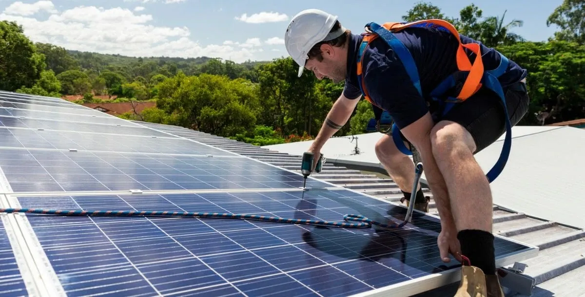 guide-panneau-solaire-2019-1 Panneau solaire photovoltaïque : le guide de référence 2019