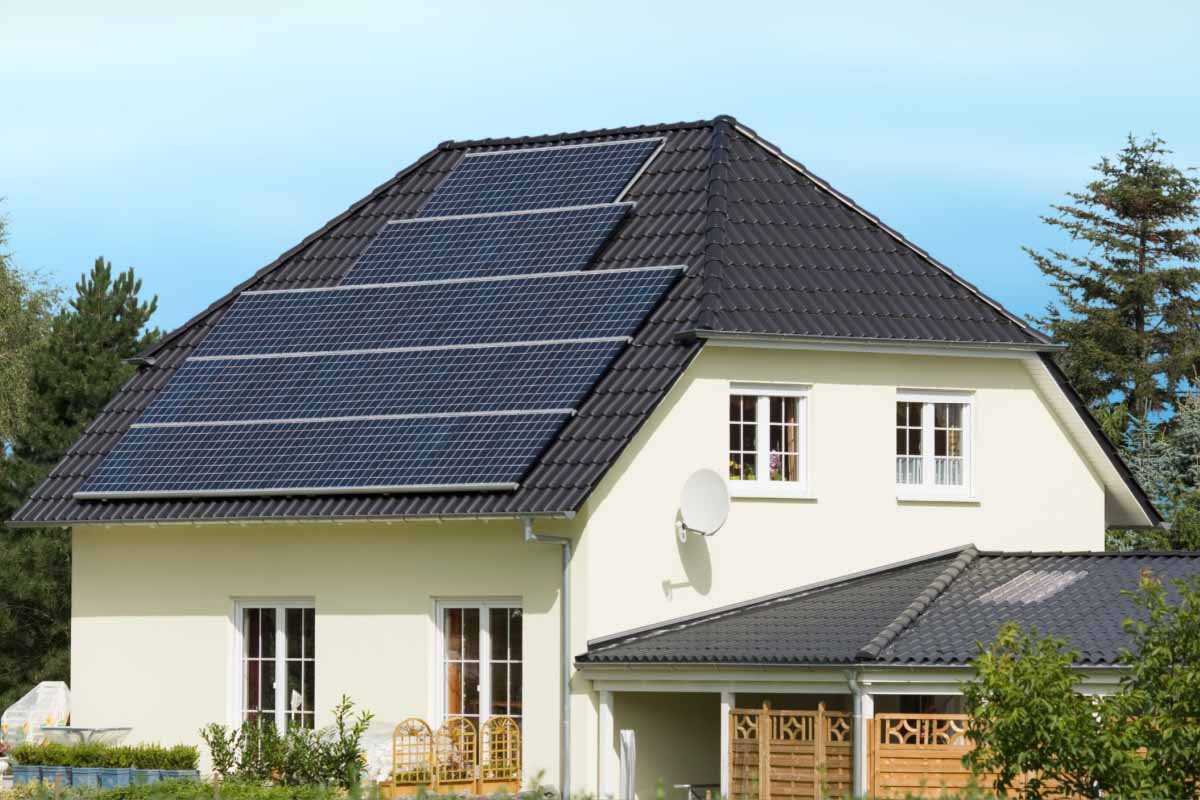 impact-pv-sur-valeur-immobiliere Comment les panneaux photovoltaïques affectent-ils la valeur immobilière ?