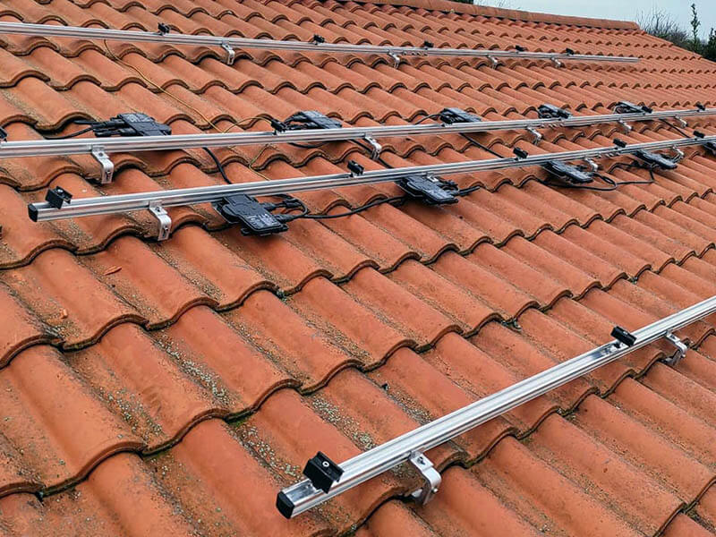 pose-panneaux-photovoltaiques-3 guide de pose panneaux photovoltaique sur poiture plate