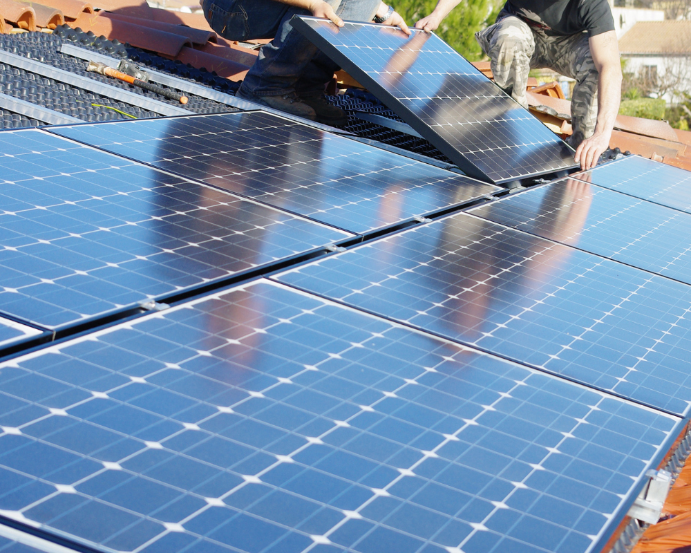 prix-panneaux-solaires Découvrez les prix des panneaux solaires photovoltaïques : un investissement rentable