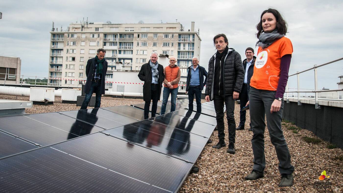 découvrez les initiatives photovoltaïques innovantes qui transforment l'énergie solaire en solutions durables. explorez comment ces projets contribuent à la transition énergétique et à la réduction des émissions de carbone.