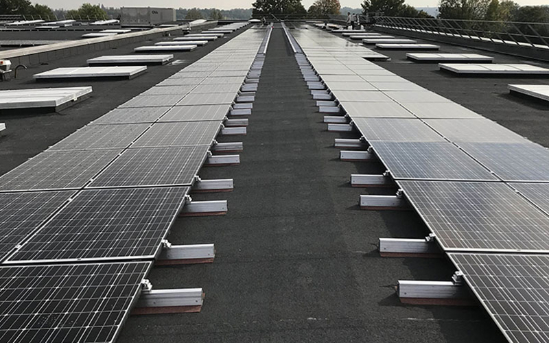 découvrez nos solutions photovoltaïques innovantes pour une énergie renouvelable et durable. optimisez votre consommation d'énergie tout en réduisant votre empreinte carbone grâce à nos systèmes sur mesure adaptés à vos besoins. passez à l'énergie solaire dès aujourd'hui !